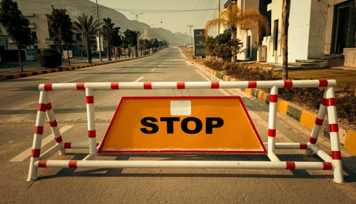 fahim-junaid-Ayfsph7H-E8-unsplash